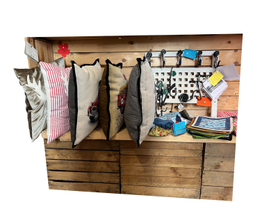 MM + UW Design Stoff- und Schmiedearbeiten 